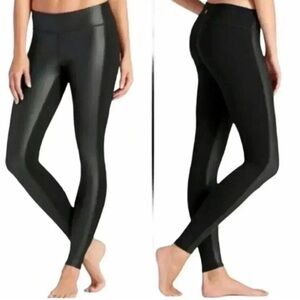 Athleta Gleam Faux Leather Panel
Leggings Black